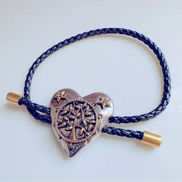 Unisex Alexander McQueen Heart Leather Strap Bracelet - Picture 4 of 9